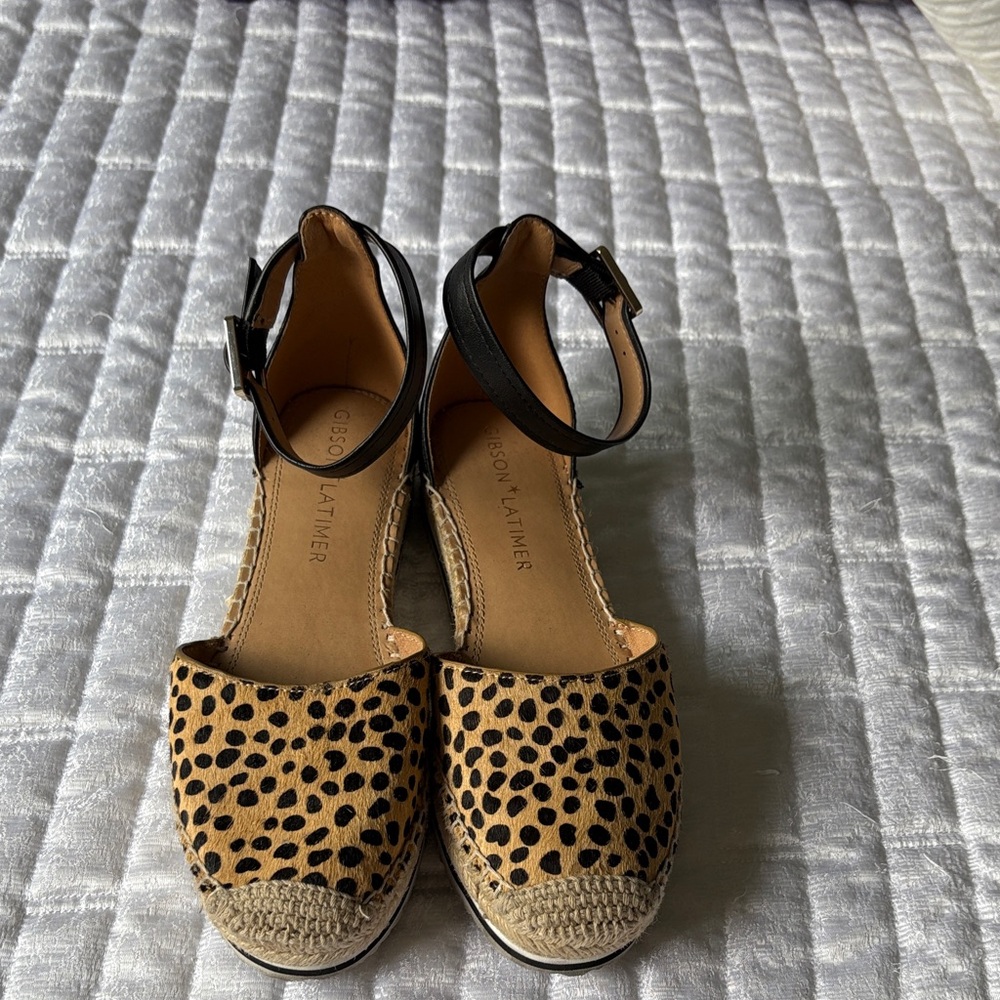 Gibson Latimer Black and Tan Espadrille Sandals